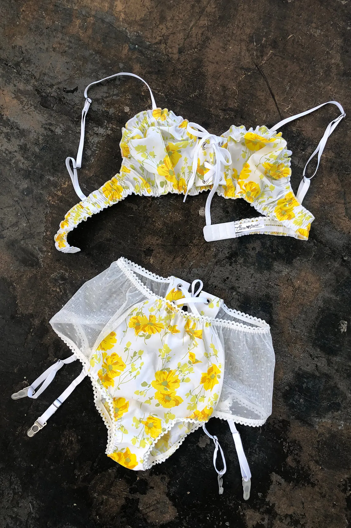 Cardamine Bralette in Yellow Daisy and White