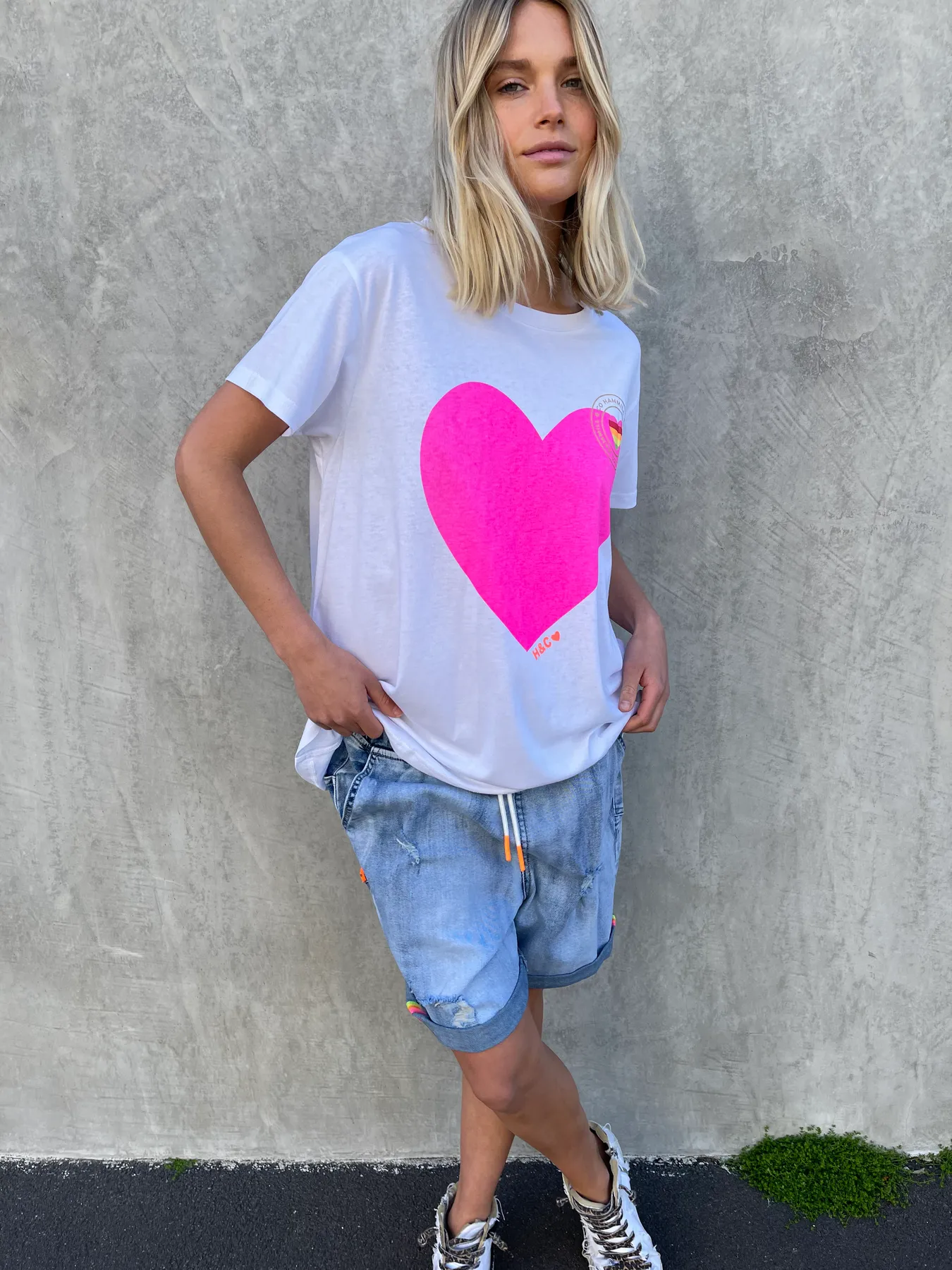 NEW SUMMER HEART TEE