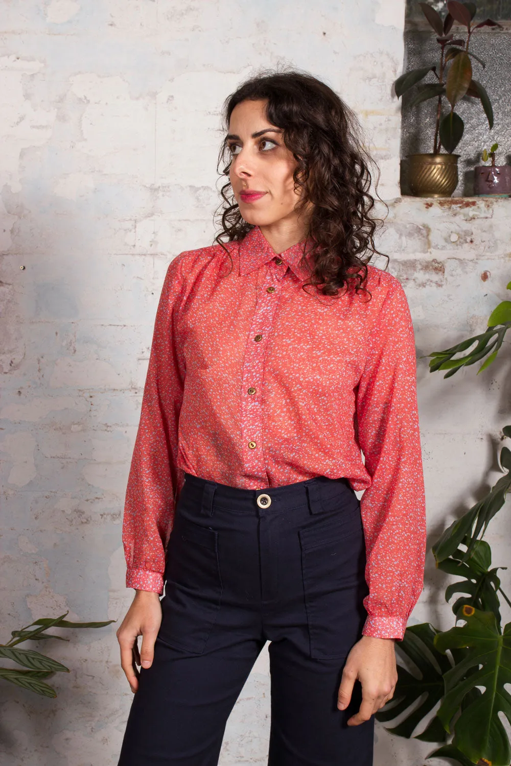 Poet Shirt - Meadow Red (Last 12)