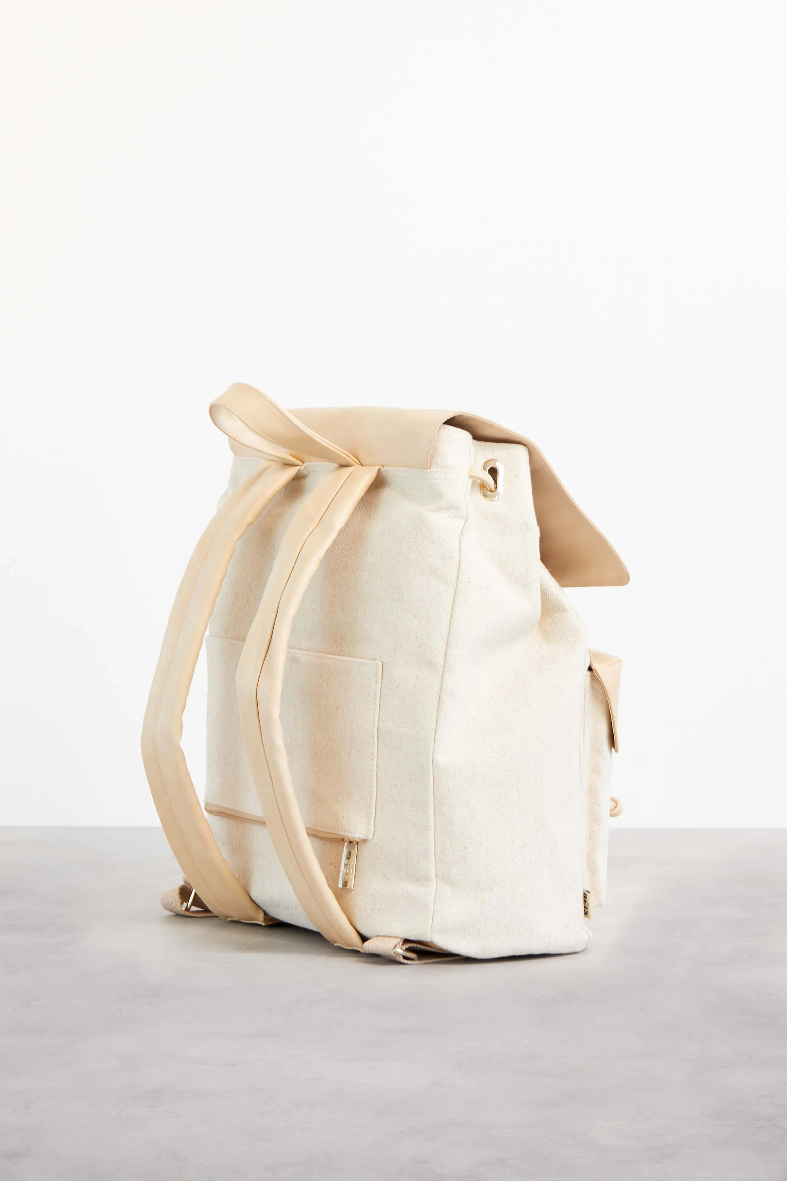 The Rucksack in Beige