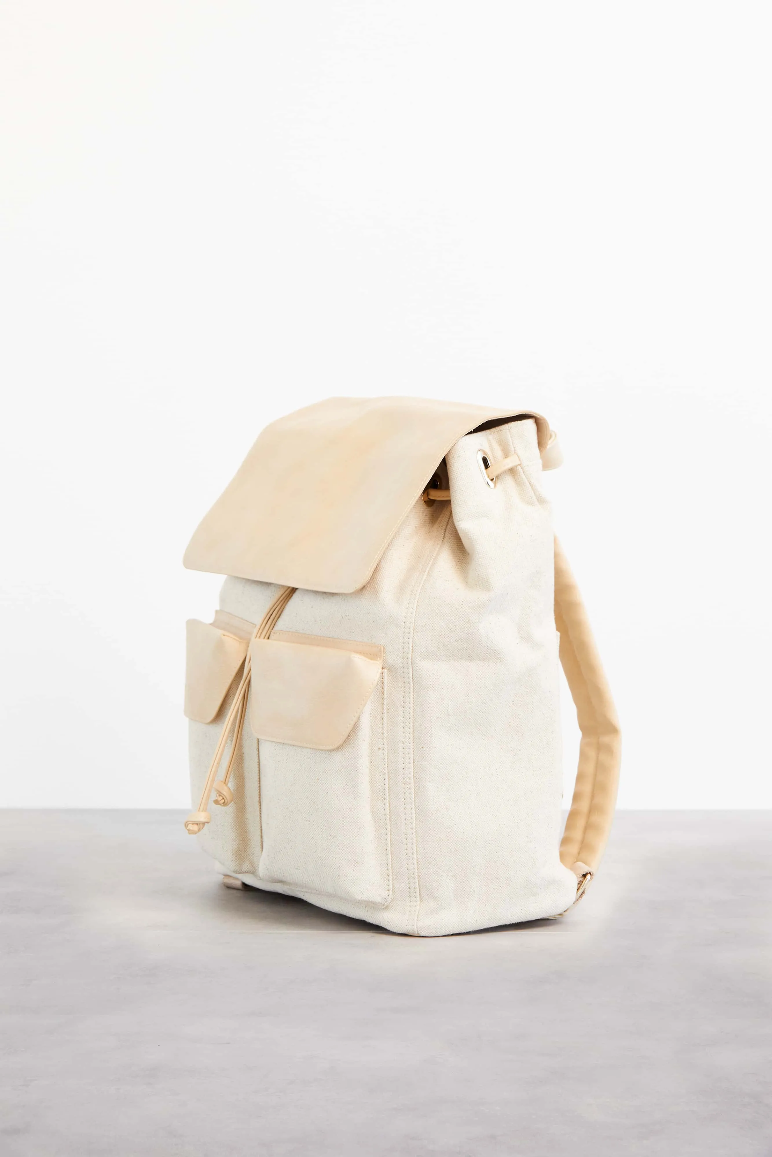 The Rucksack in Beige