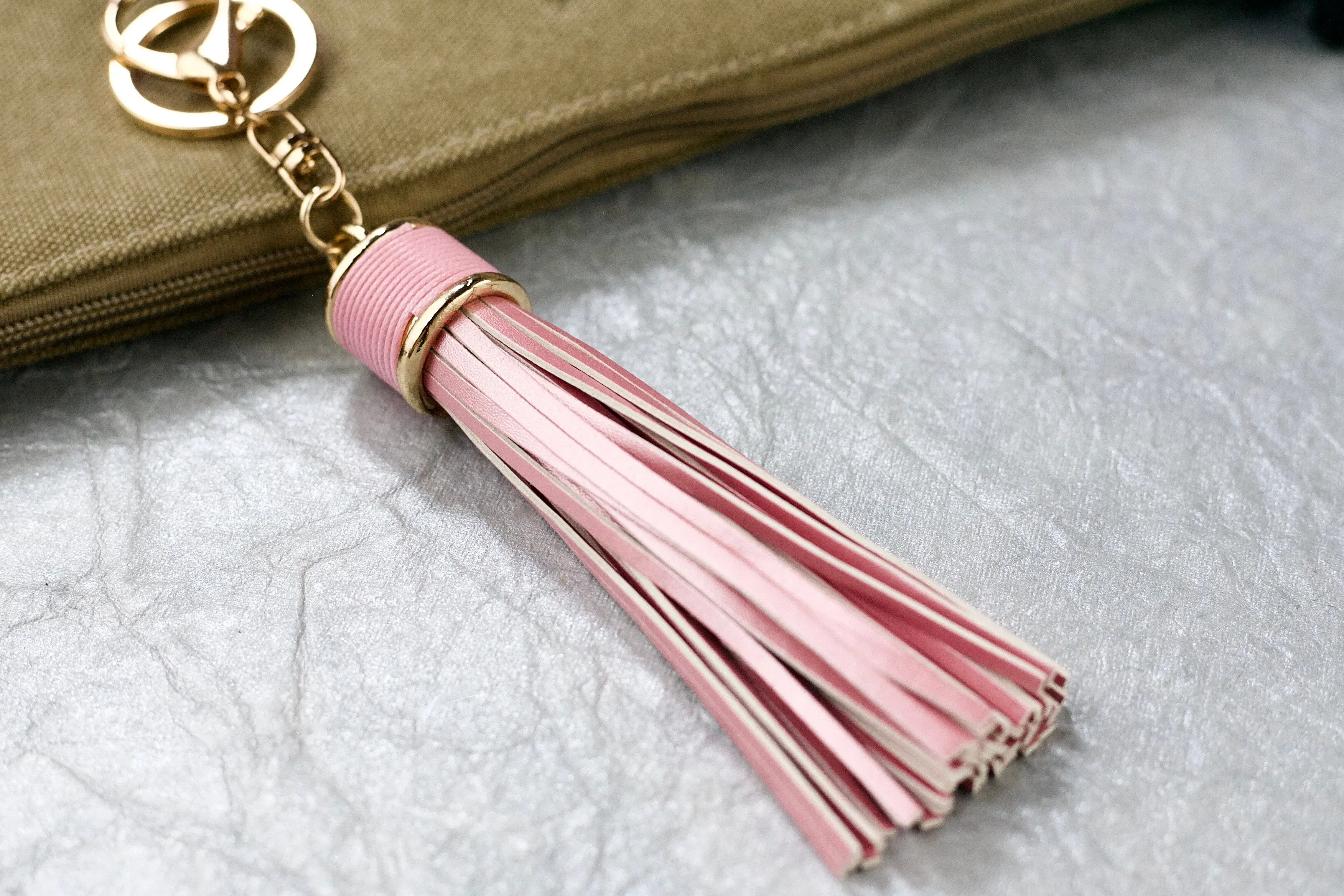 Thick Tassel Keychain - 6 colours