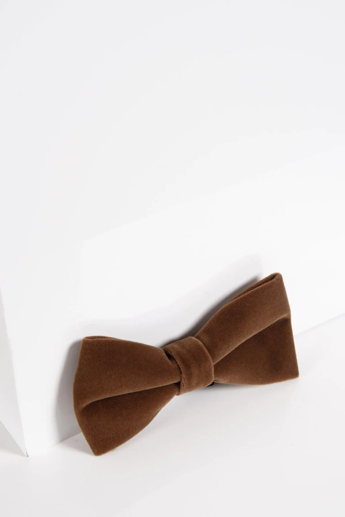 VELVET - Dark Tan Velvet Bow Tie